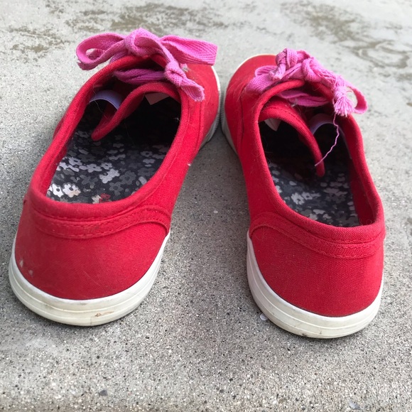 Bundle Sale! Red Mossimo Sneakers size 8 used - Picture 3 of 9